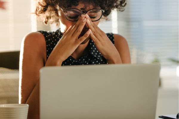 Gebrek aan energie of vermoeid? Mogelijk is stress de oorzaak.